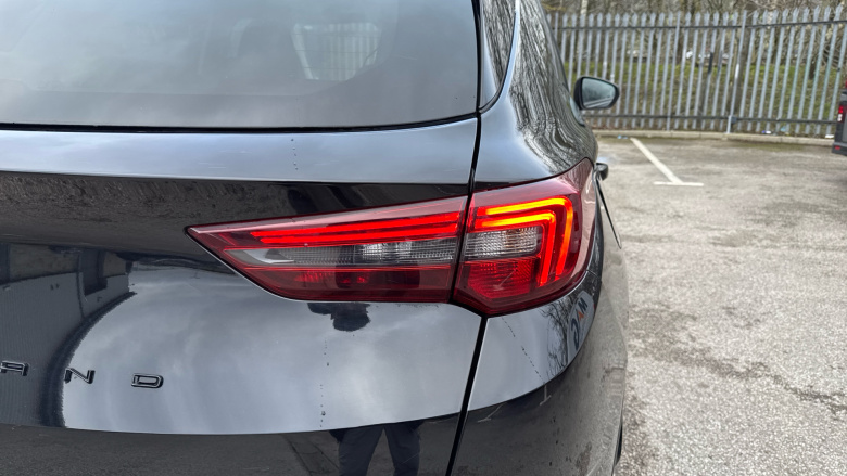 Vauxhall Grandland 1.2 Turbo Ultimate 5dr Auto Petrol Hatchback